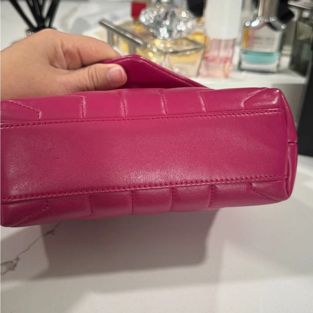 Yves Saint Laurent Toy Loulou - Picture 5 of 8